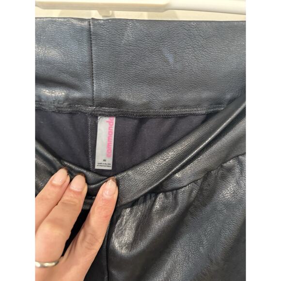 Commando Revolve Faux Leather Jogger Pants Size Medium 2327 - Picture 6 of 11
